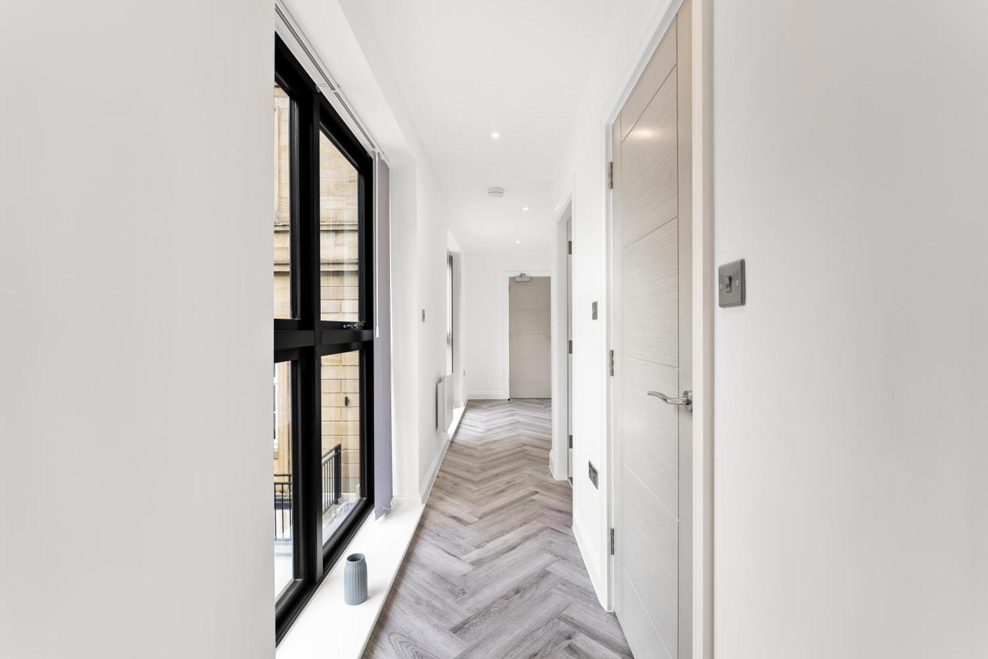 Stylish Large Leeds Apartment - Parking Экстерьер фото